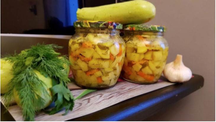 Как правильно консервировать кабачок Порезать кабачок кубиками
