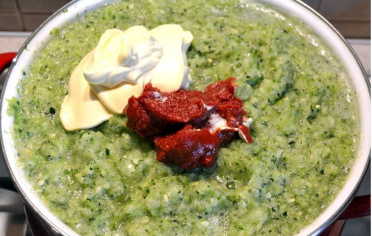 Почему кабачковая икра оранжевая Оранжевая кабачковая икра