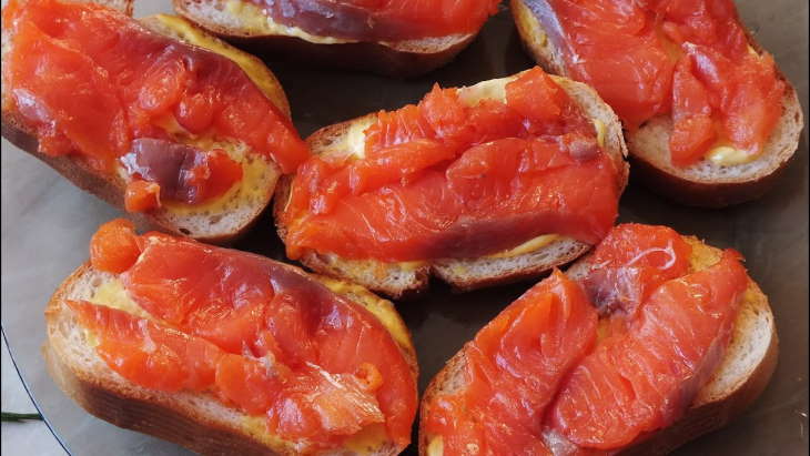 Бутерброды с красной рыбой — полезно и очень вкусно